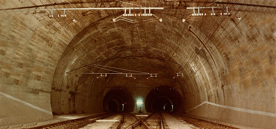 Trieste, 1980 - Electrification of the belt tunnel